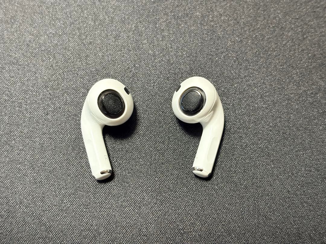 Apple AirPods Pro 第2世代ホワイト Lightning端子