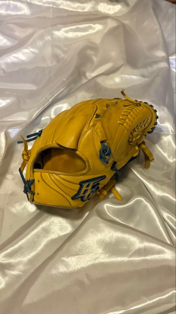 ハイゴールド　軟式投手用グローブ