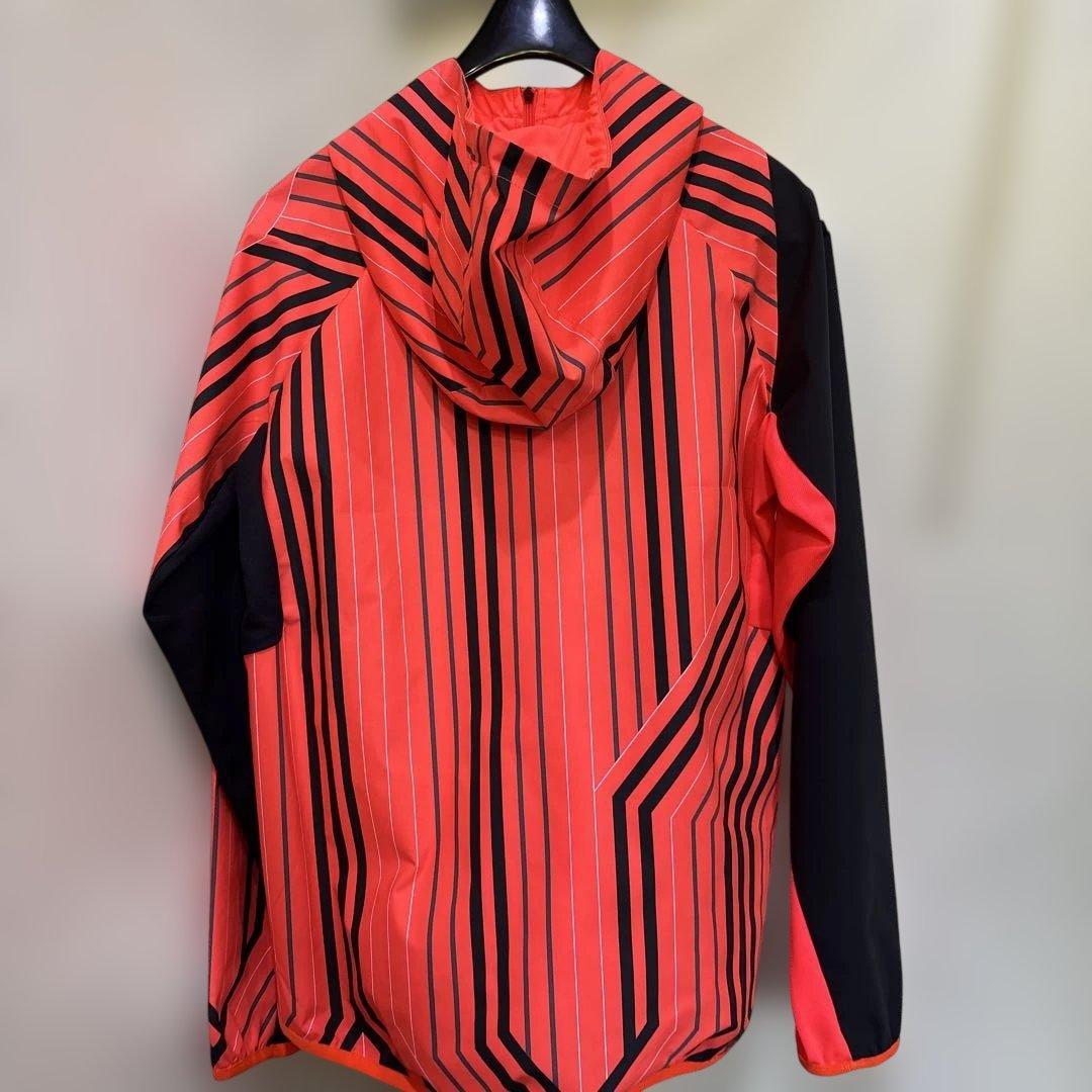 アスレタストレッチパーカー新品