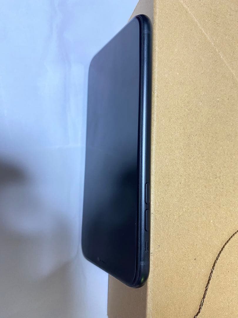 iPhone XR 64GB SIM フリー