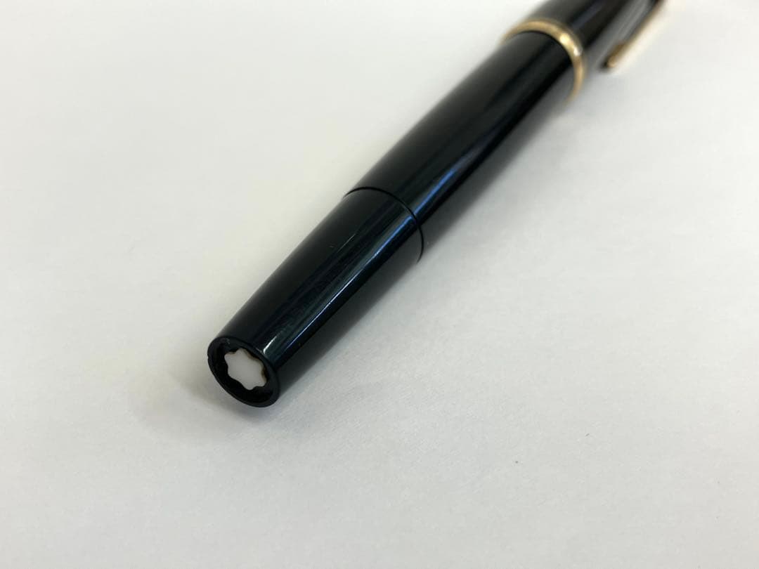 MONTBLANC 万年筆 NO 22 黒