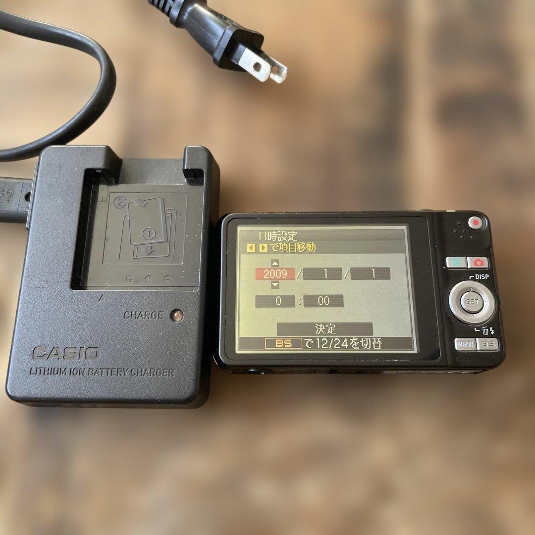 CASIO EXILIM デジカメ