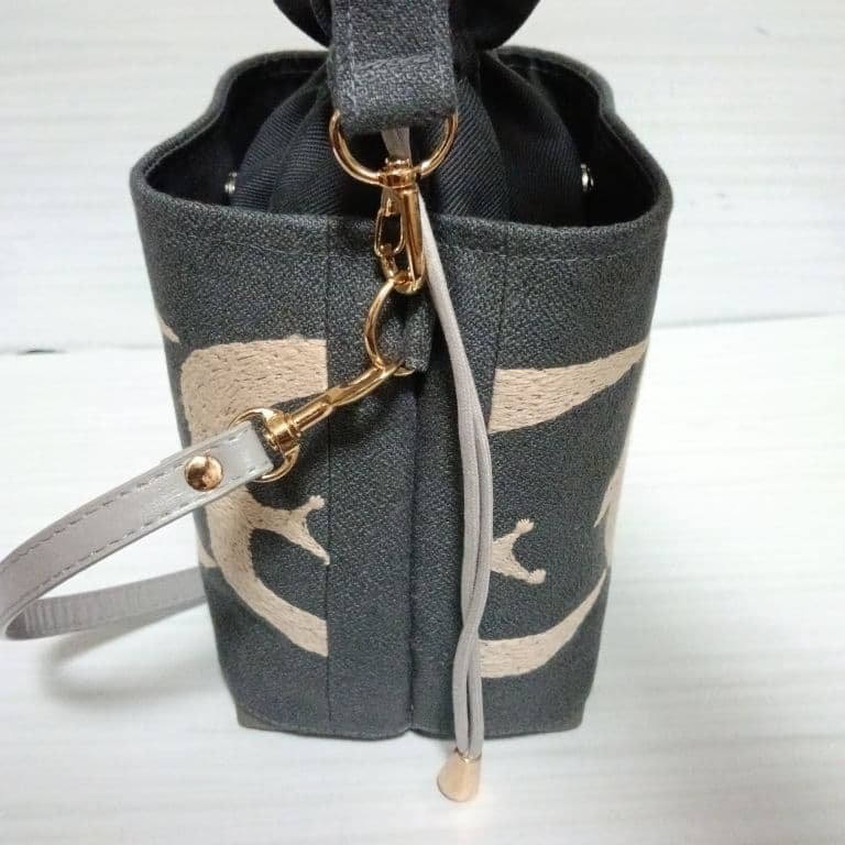 ミナペルホネン　ポケット巾着バッグ　go!　ダークグレー　鳥さん