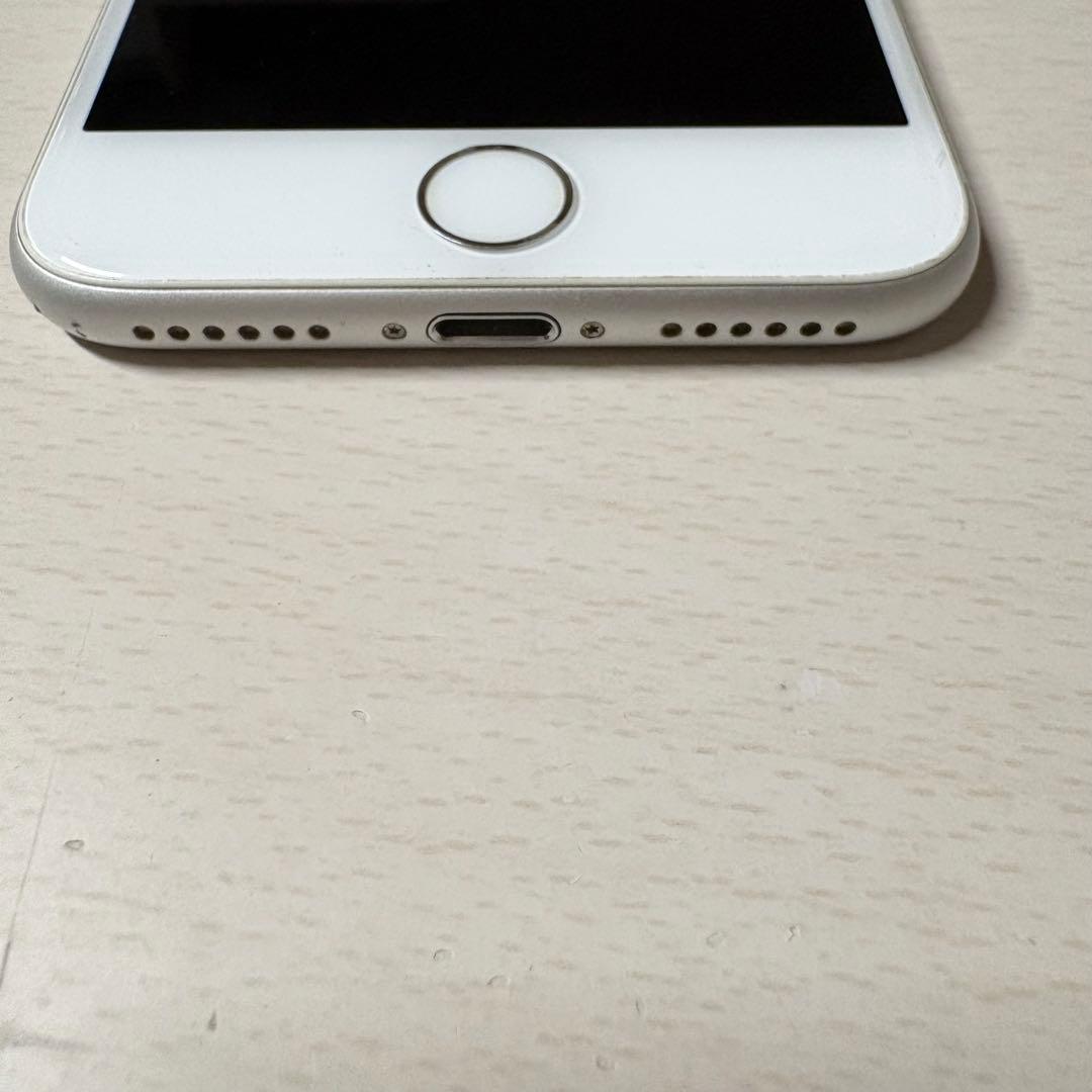 iPhone8 64GB シルバー SIMフリー