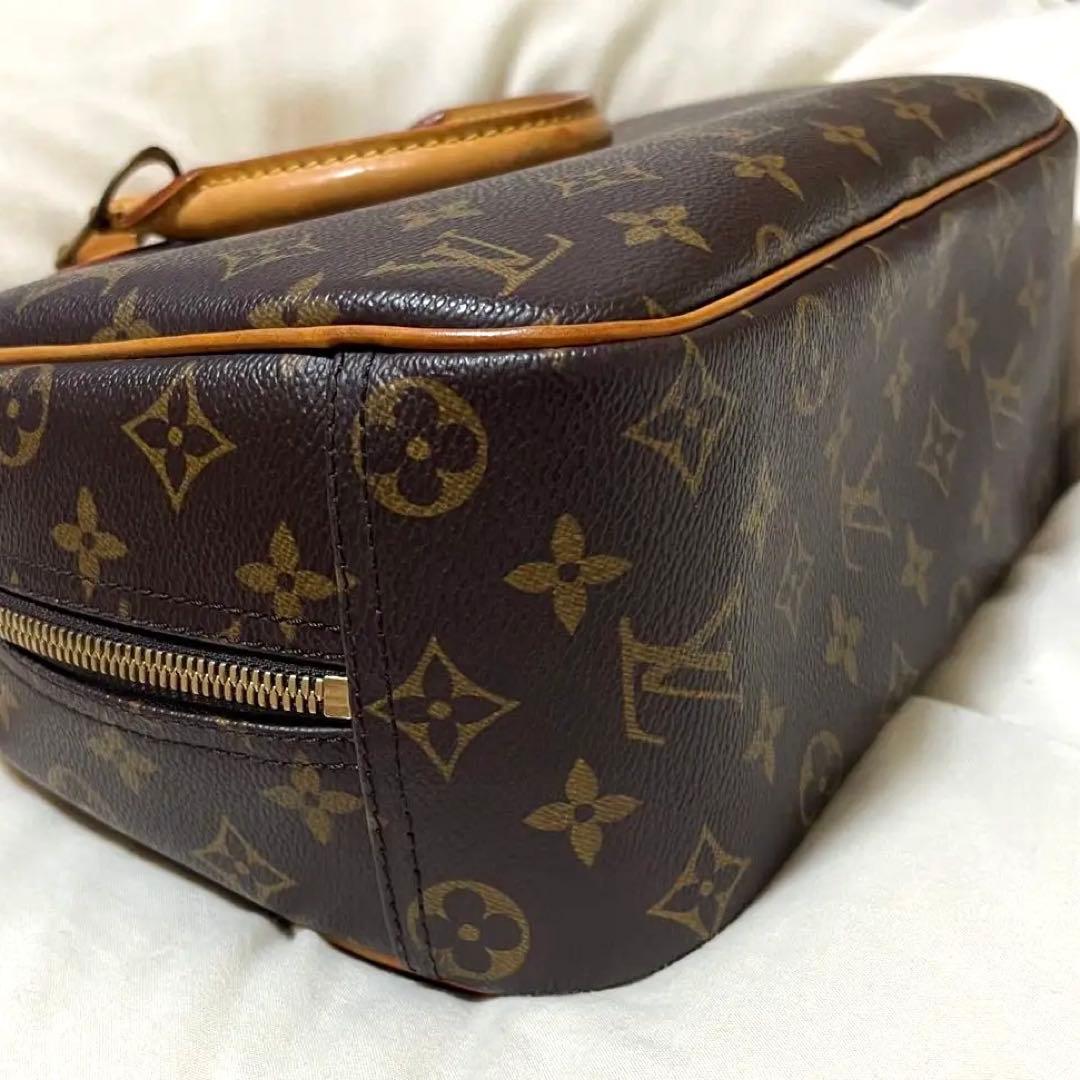 ルイヴィトン トゥルーヴィル　M42228 モノグラム