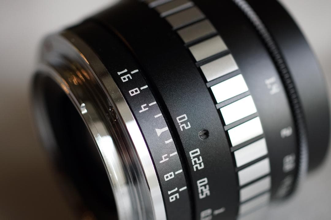 銘匠光学 TTArtisan 23mm f/1.4 ソニーEマウント 新品同様