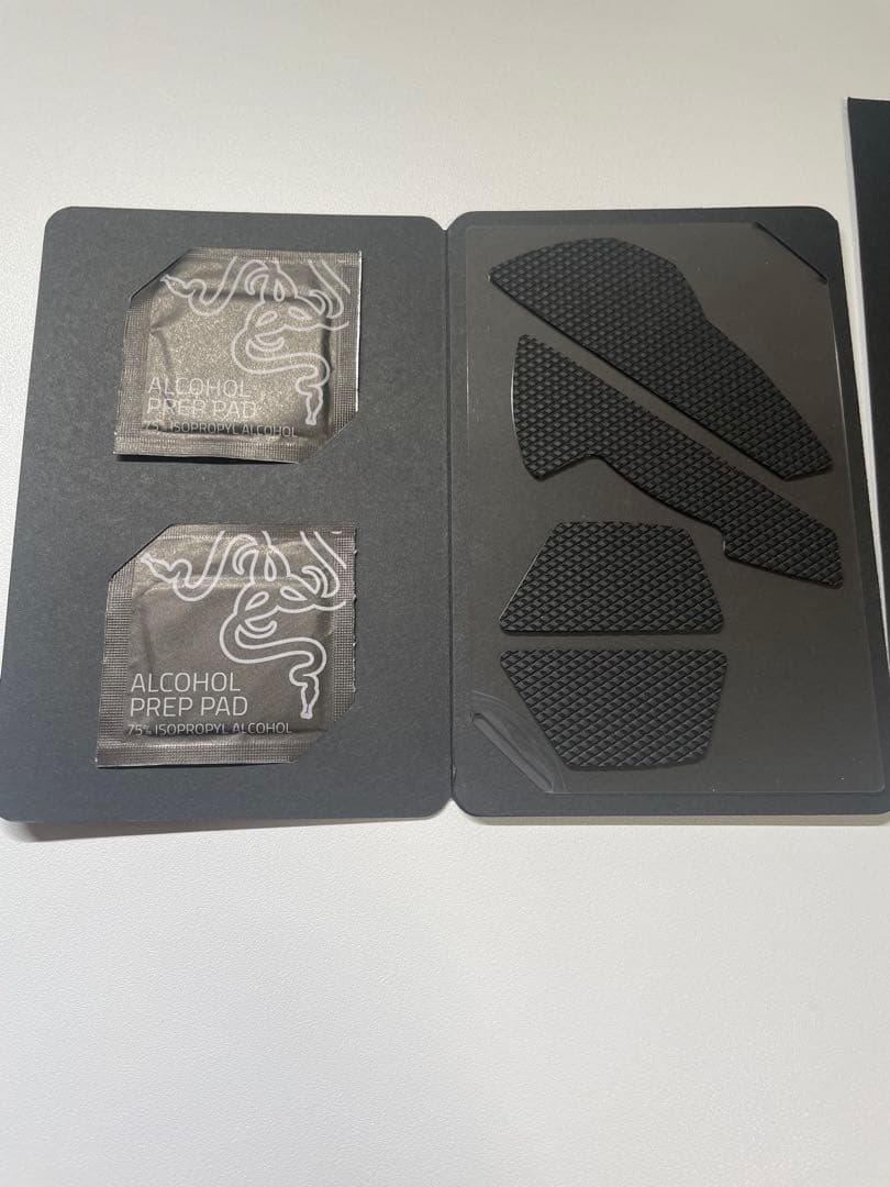 RAZER VIPER MINI SIGNATURE EDITION 白