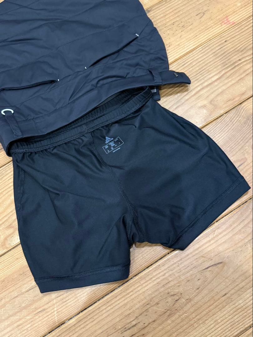 adidas 中綿ベスト×スカート セットアップ XS 黒 ゴルフ 防寒