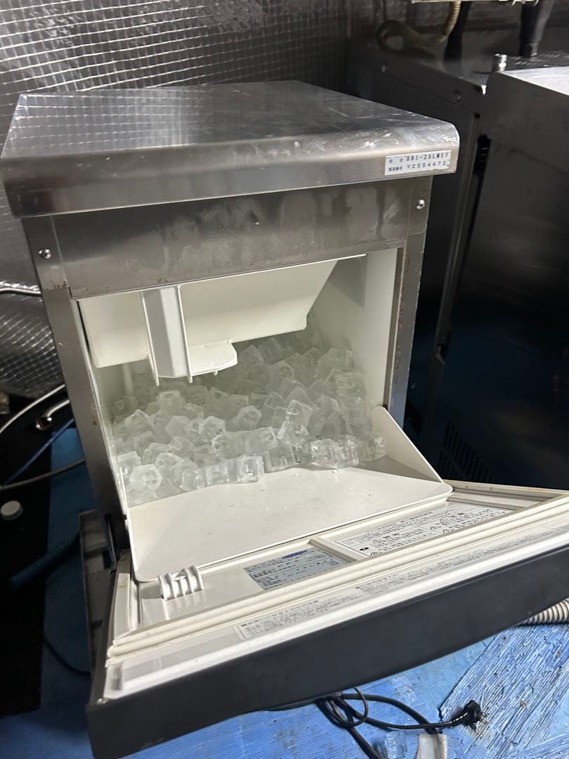 ダイワ【製氷機】DRI-25LME1