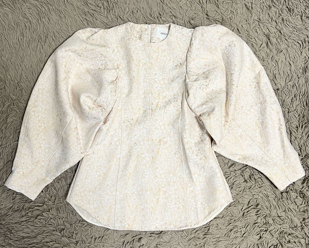 美品✨OHGA オーガ スズラン パフスリーブブラウス ジャガード