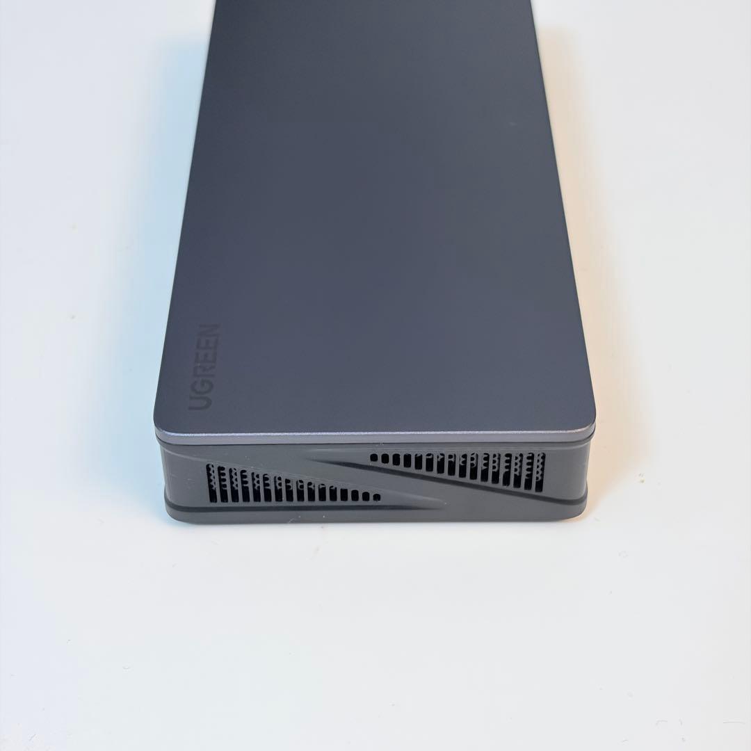 UGREEN Revodok Pro 209 ドッキングステーション
