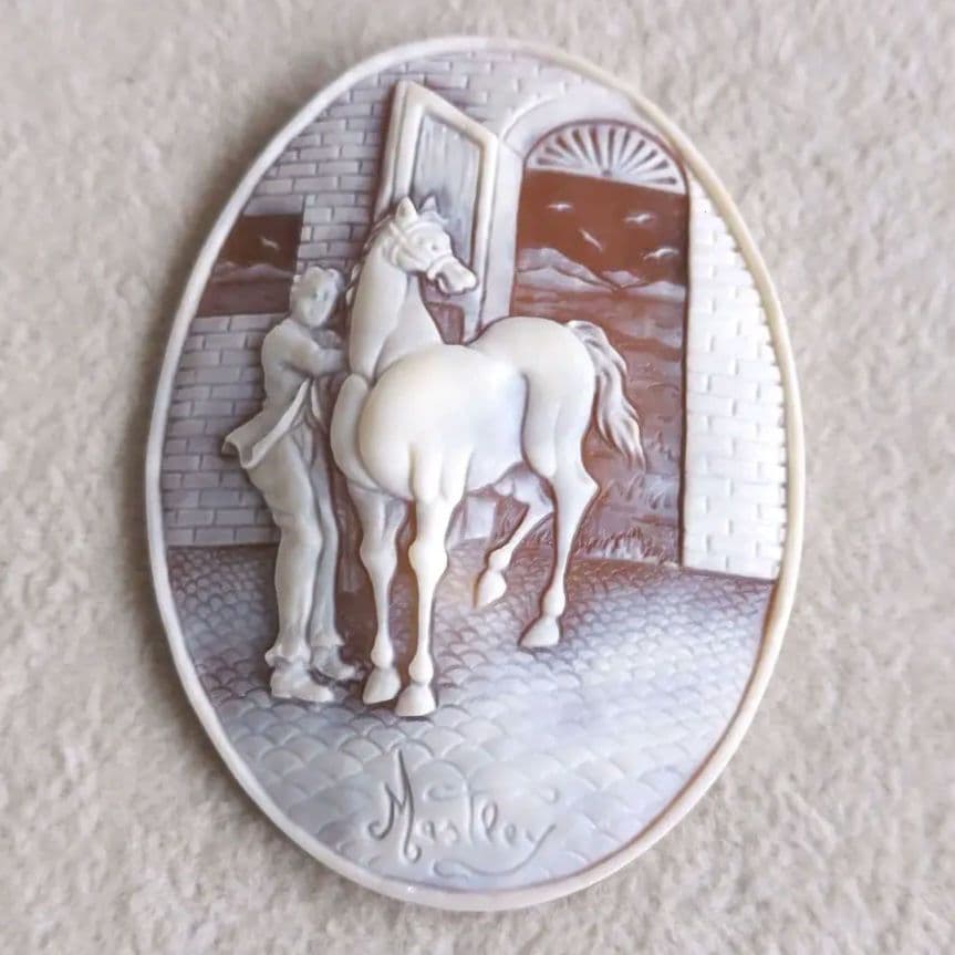 馬　シェル　カメオ　ルース