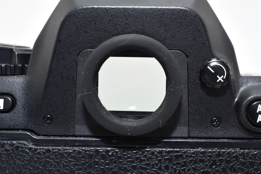 【美品】ニコン Nikon F100 ボディ フィルム一眼レフカメラ 名機