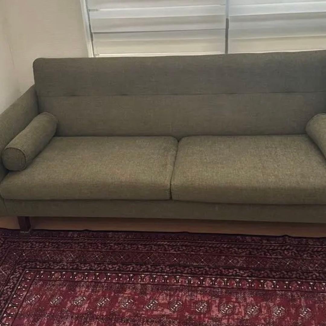 NOYES ノイエス オリーブグリーン 3人掛けソファ 引き取り歓迎【東京都】