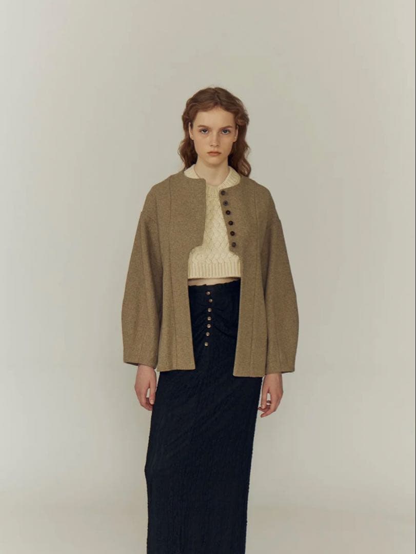 mugi　eaphi　CURVE CUT LINE JACKET