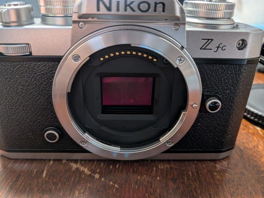 Nikon Zfc 本体 ショット1105回