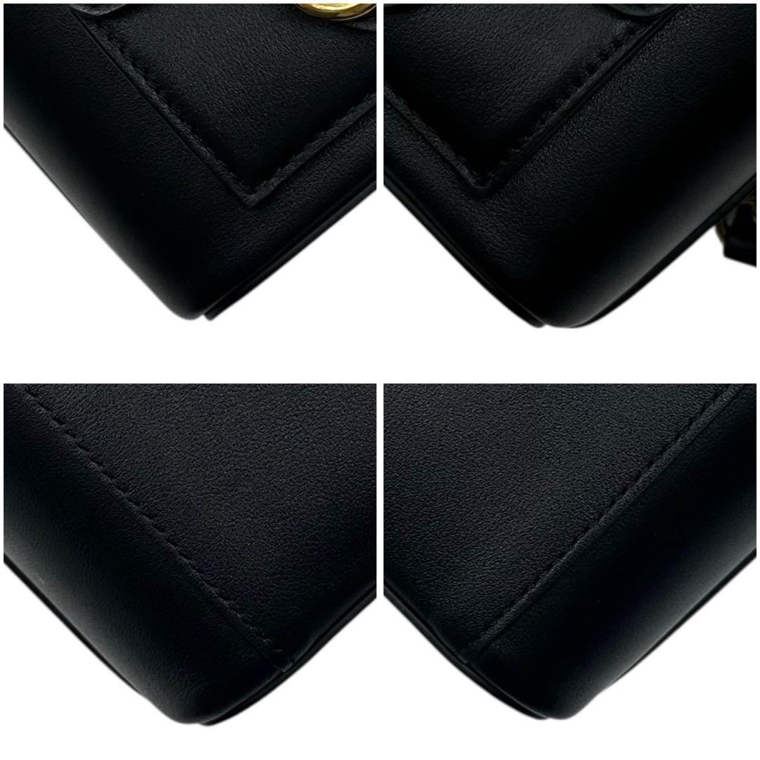 【極上】VALENTINO バニティバッグ 2way Vロゴ レザー レディース