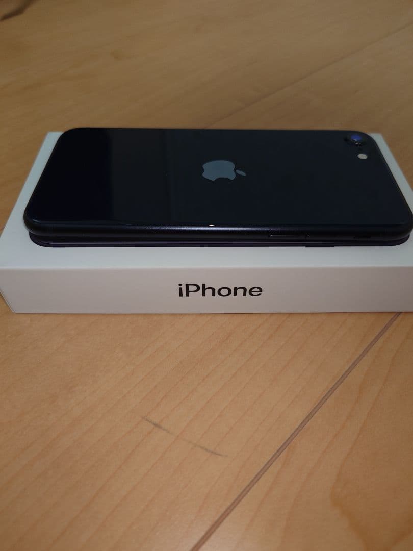 【保証付/即発送】iPhone SE 第3世代 100% 64GB SIMフリ