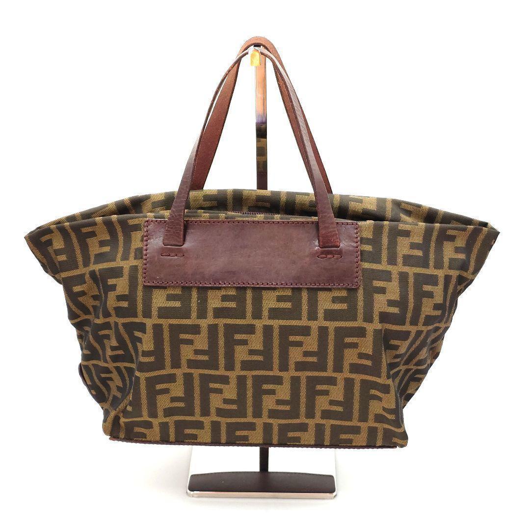 FENDI　フェンディ　ズッカ柄　エコバッグ　折りたたみハンドバッグ