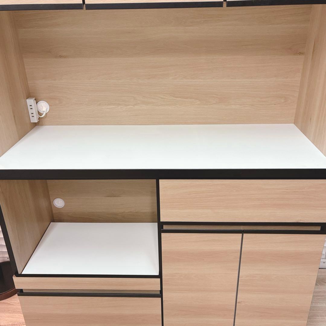 ◇大阪府 神戸市 配達料無料！◇美品！◇土井インテリヤ◇食器棚◇キッチンボード◇