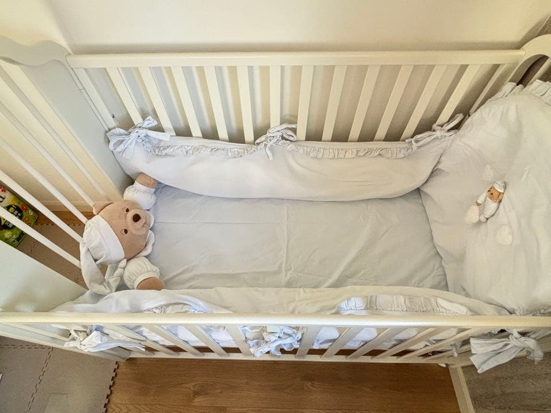 お買得　高級イタリア製nananのベビーベッド