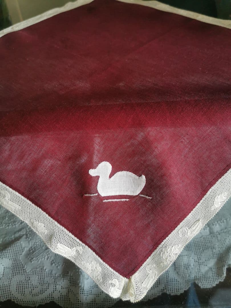 アンティーク 家鴨アップリケ刺繍 繊細な水鳥＆水草花アランソンレース クロス β