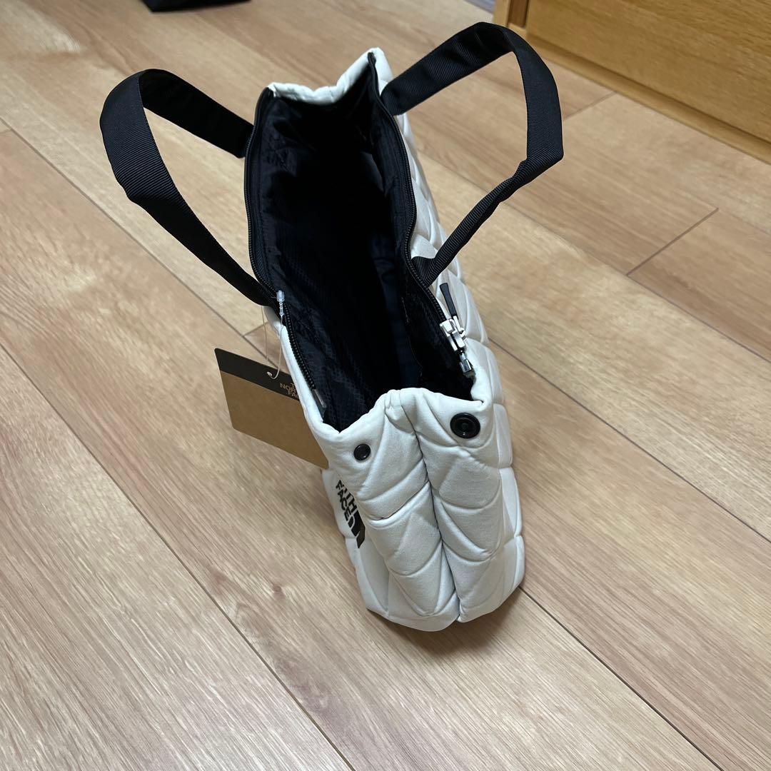 THE NORTH FACE キルティングバッグ ホワイト