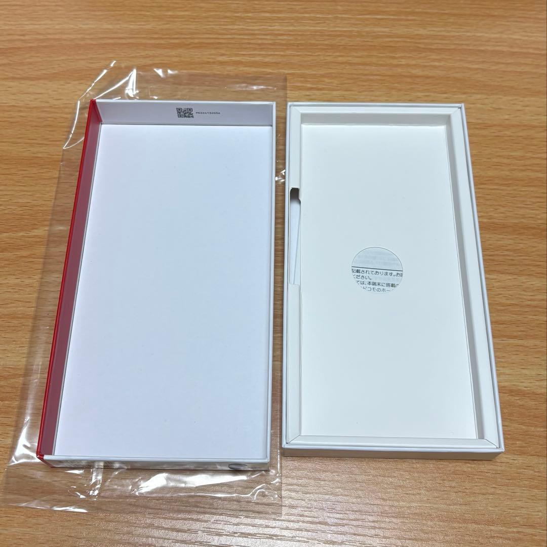 Aquos wish4 ホワイト　SH-52E