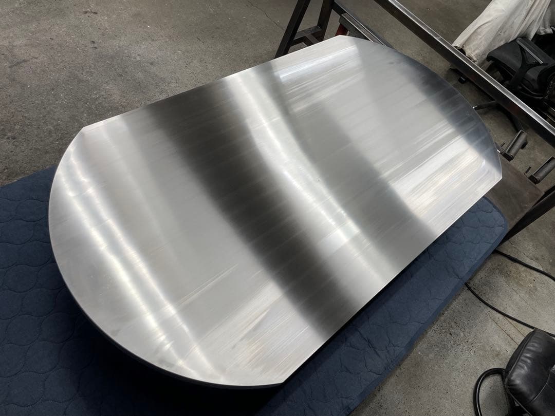 重量級ワンオフテーブル