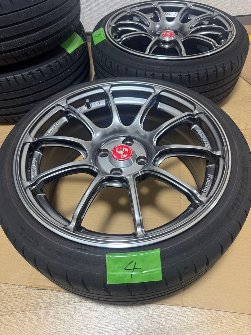 ADVAN racing RZⅡ17インチ7.5J+35PCD984H アバルト