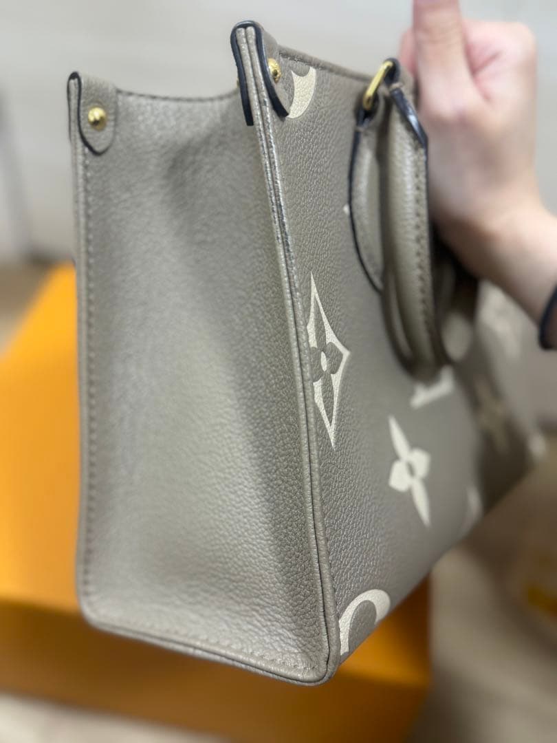 meru　LOUIS VUITTON ルイヴィトン　オンザゴー　PM