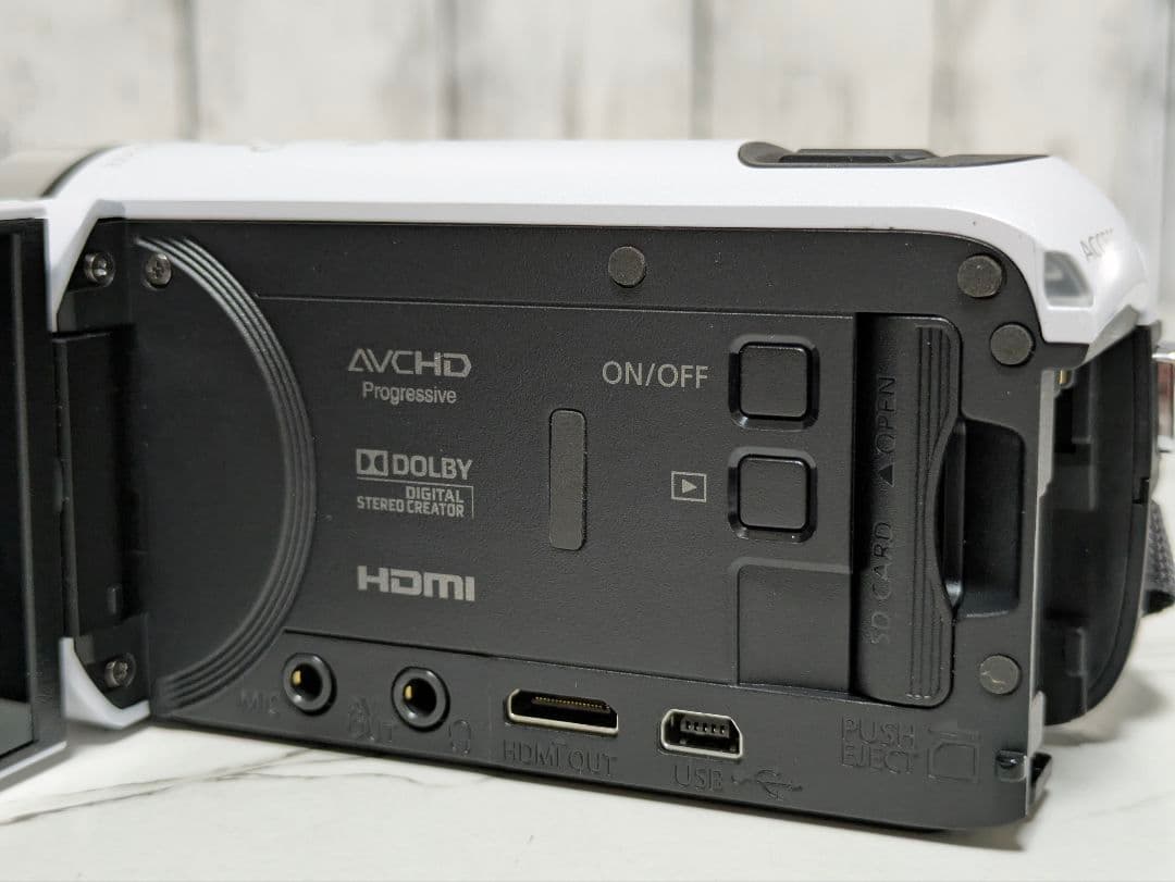 【美品】Canon　iVIS HF R800　ホワイト　SDカード付き