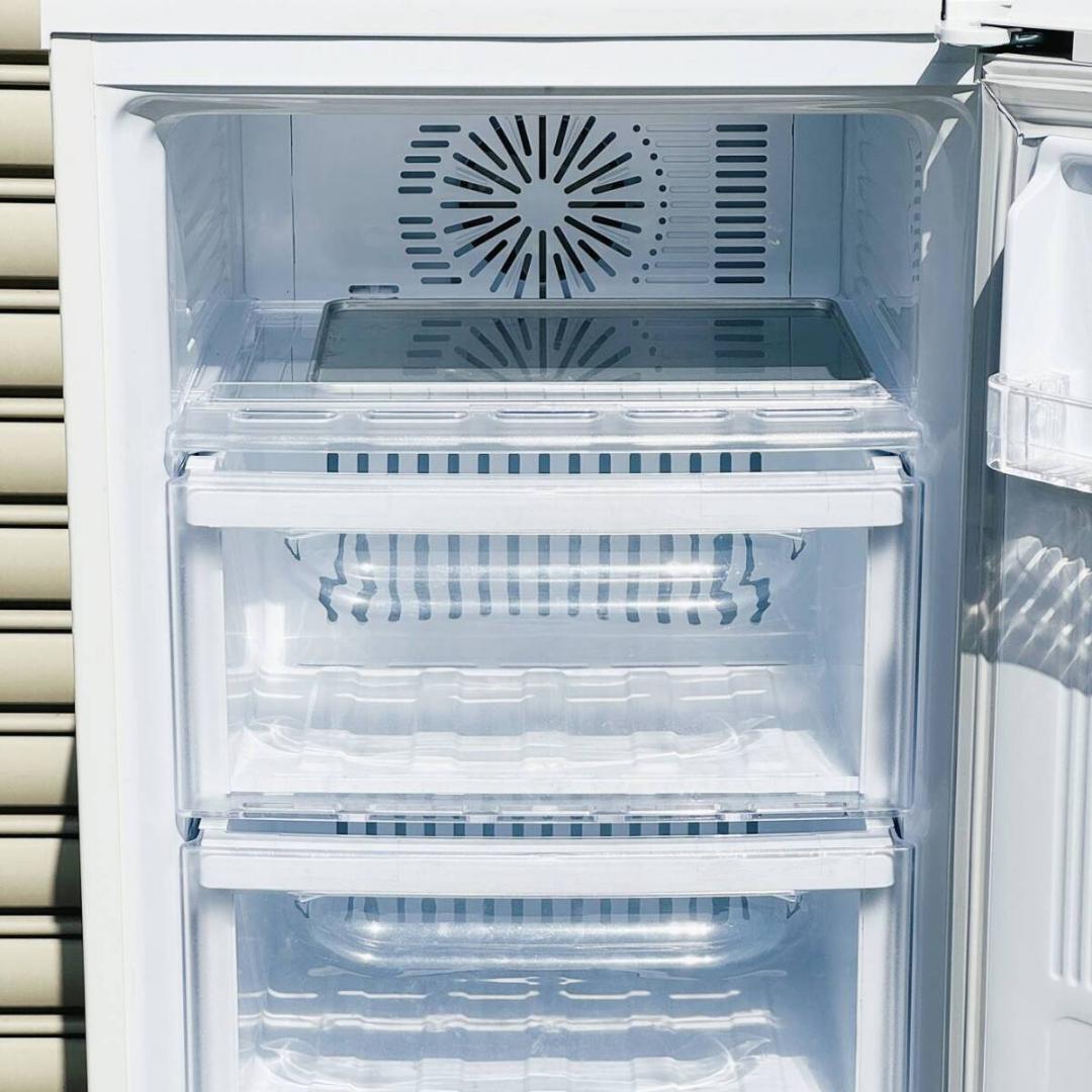 甲MJ19702　美品　送料無料　即購入可能　スピード発送　冷凍庫