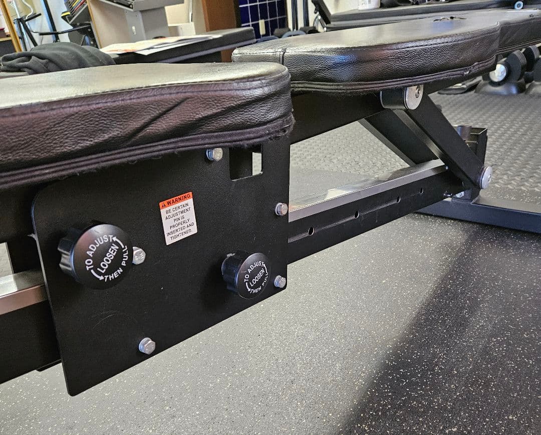 「引取限定」業務用　インクラインベンチ