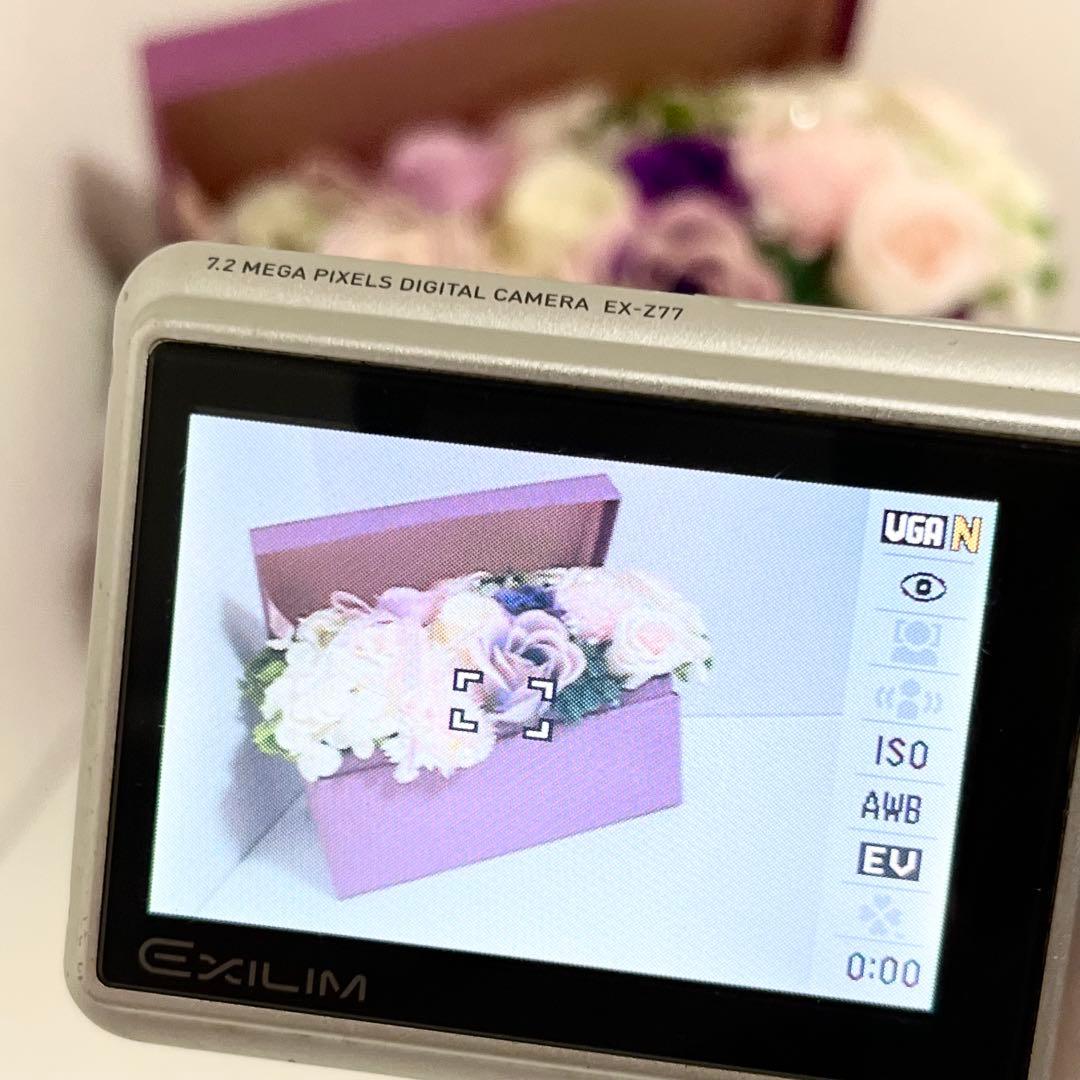 デジタルカメラ CASIO EXILIM EX-Z77