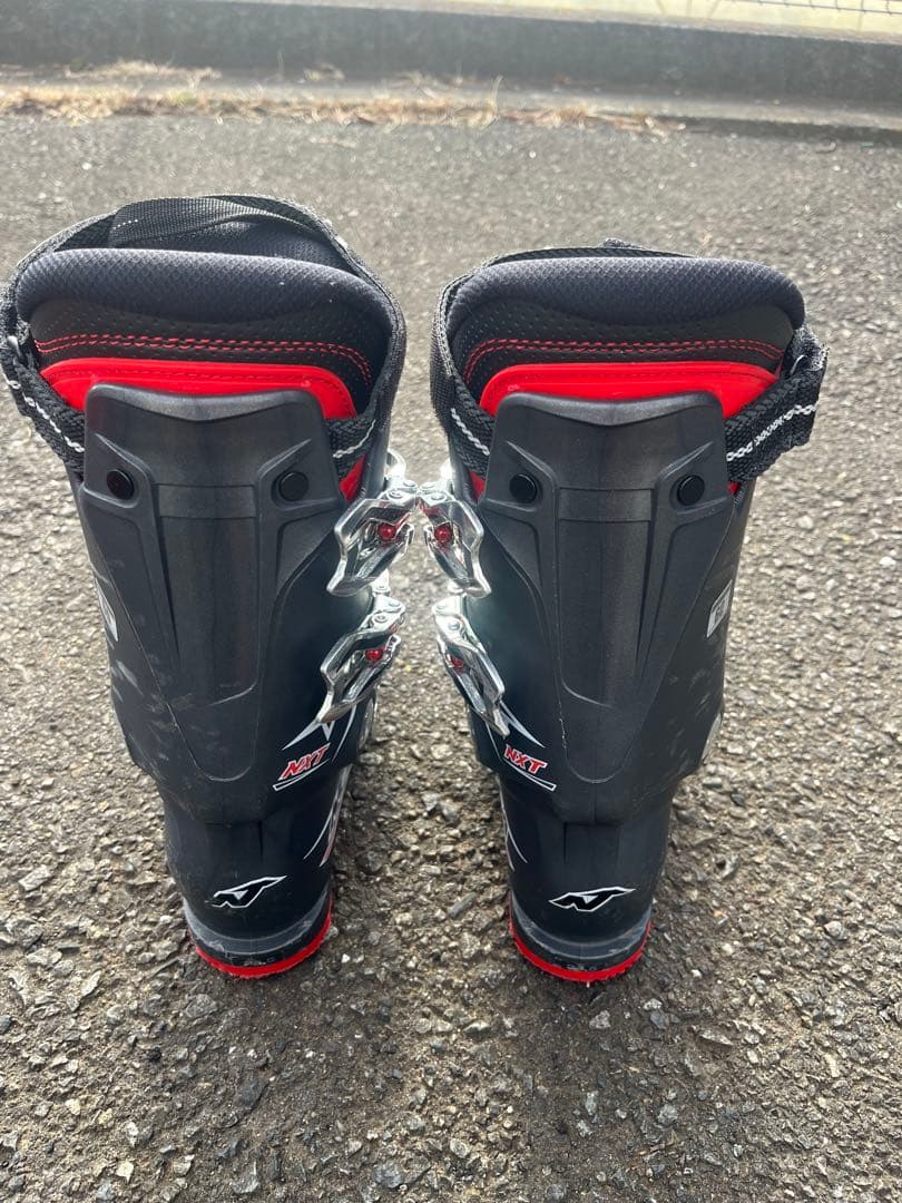 Nordica Verona スキー用ブーツ 黒/赤　25.5cm