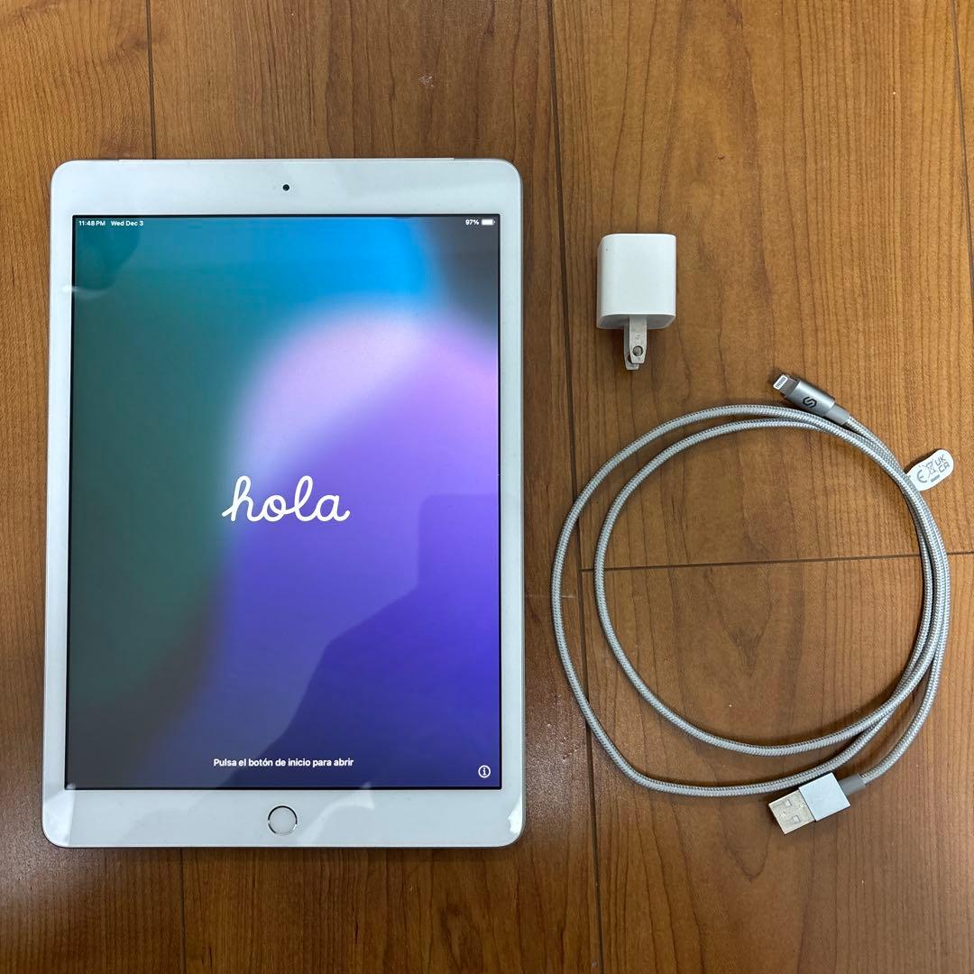 ア*ド様 iPad 第7世代 32GB Wi-Fi+Cellularモデル