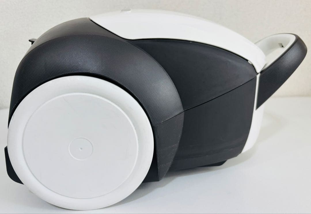 送料込み！Panasonic 紙パック式掃除機 MC-PKL19AJ-W d