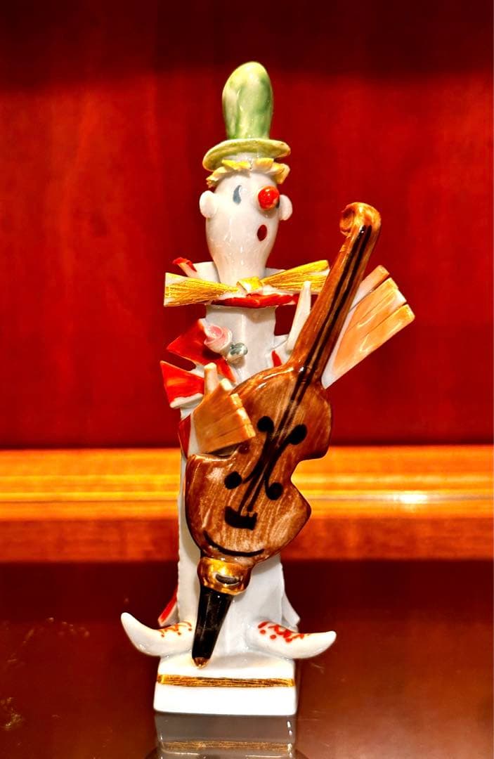 Meissen マイセン フィギュリン　人形 チェロ弾きのピエロ