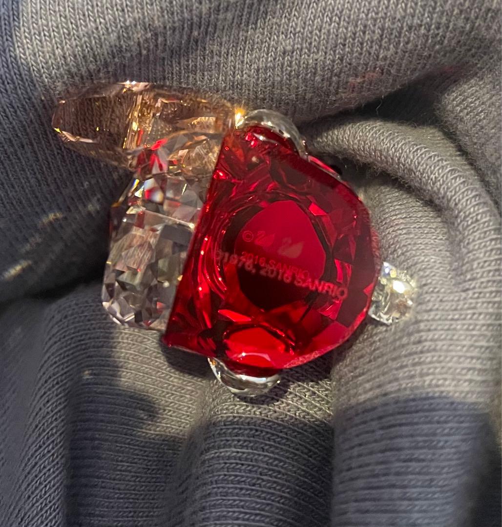 スワロフスキー ハローキティ