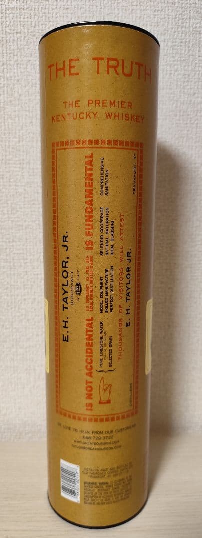 ★コロネルE.H.テイラースモールバッチ バーボン750ml