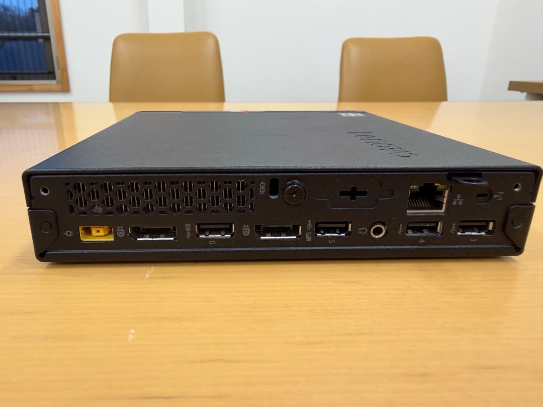 ミニPC ThinkCentre M715q Tiny / R5PRO 2400GE