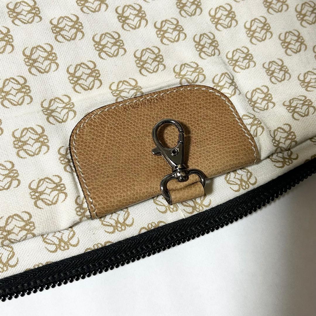 ロエベ メンズ アナグラム ロゴ型押しレザー ガーメントケース ビジネス