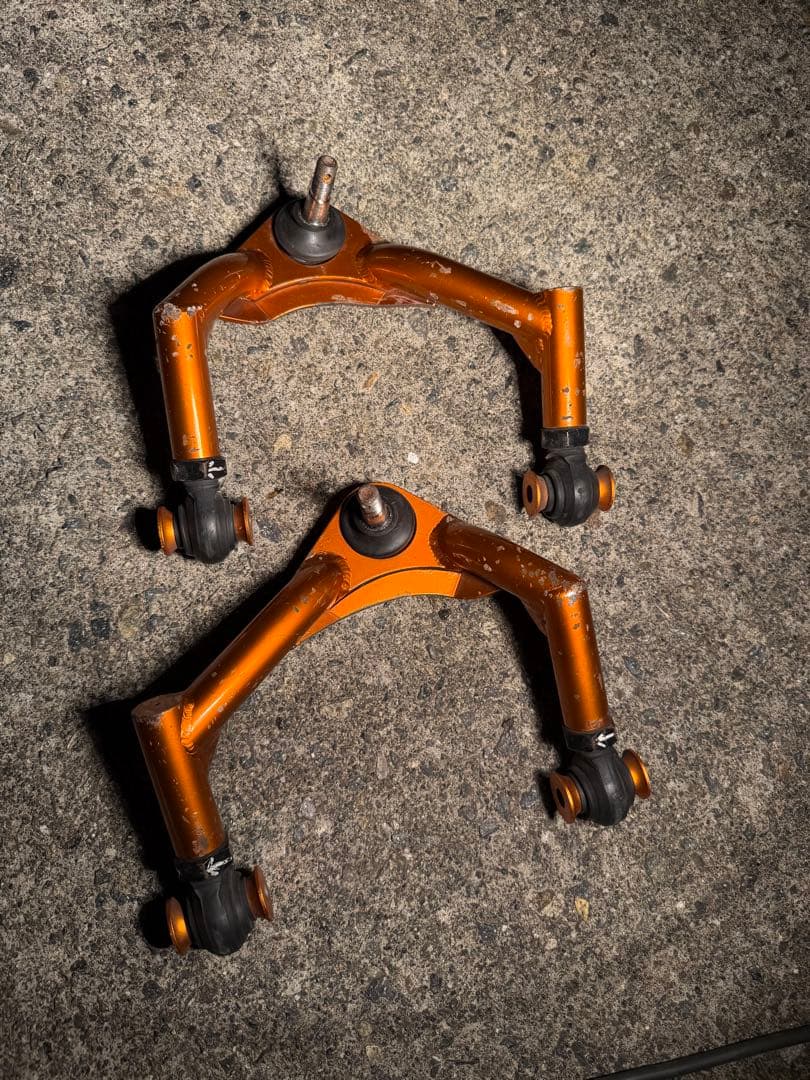 かー　t-demand アッパーアーム　クラウン系