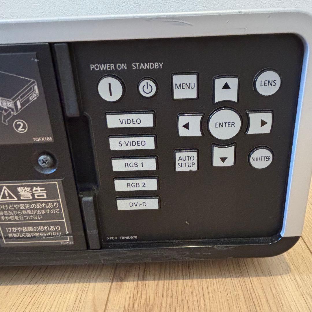 PanasonicDLPプロジェクタPT-D6000S 使用6538h 678h