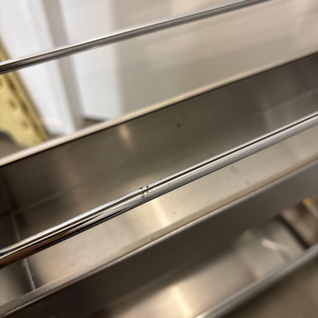 足立製作所　ステンレスすき間ラック