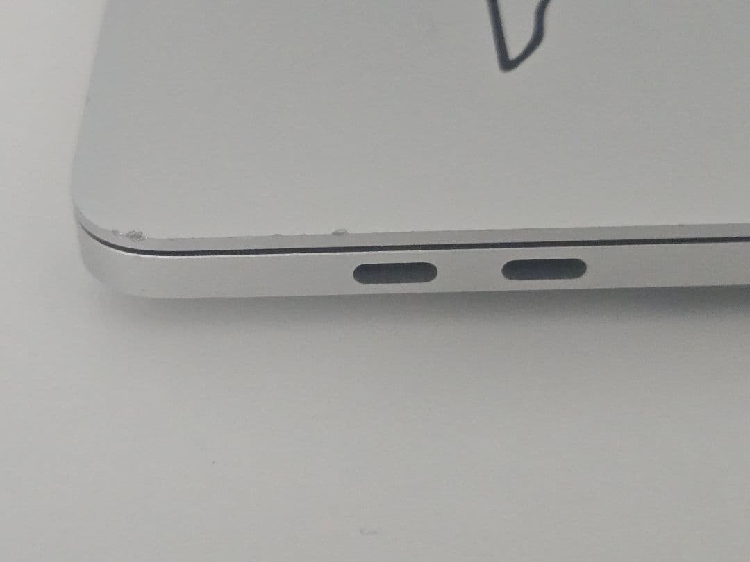 MacBook Pro 13㌅ 2018 i7 US 16GB 256GB 完動