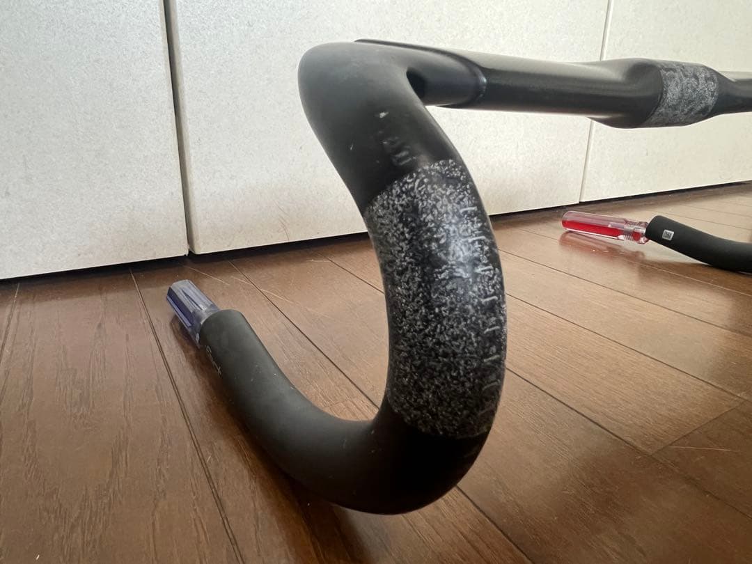 Specialized AEROFLY II 400mm カーボンエアロハンドル