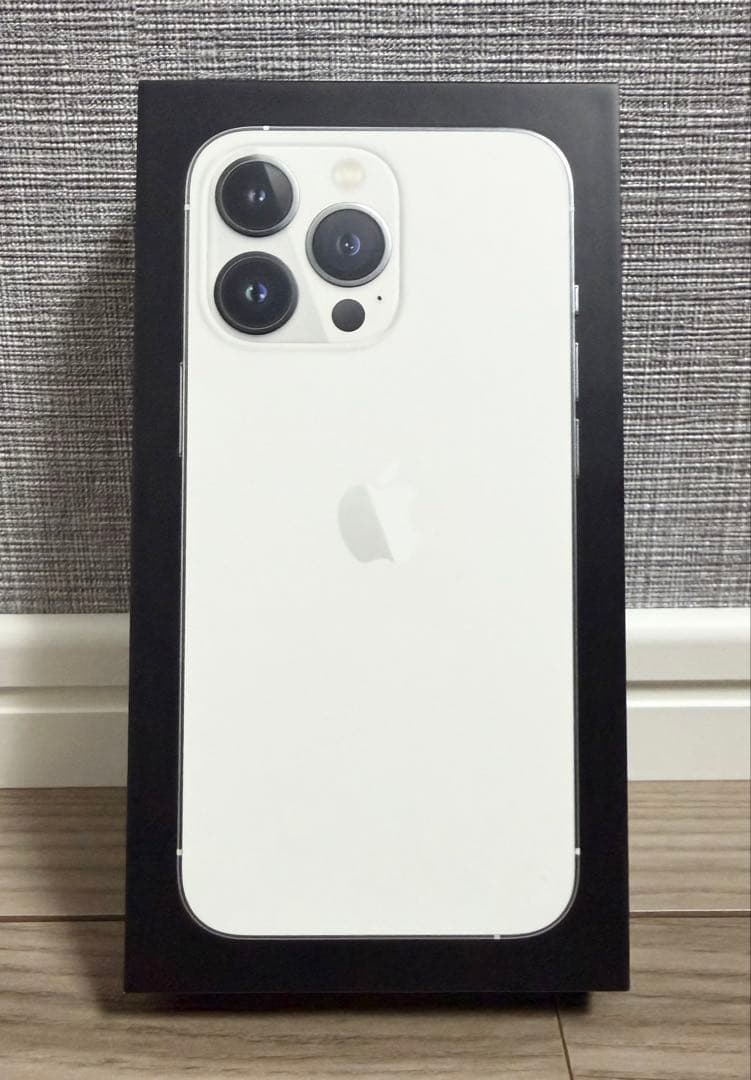 美品　Apple iPhone 13 Pro シルバー 128GB