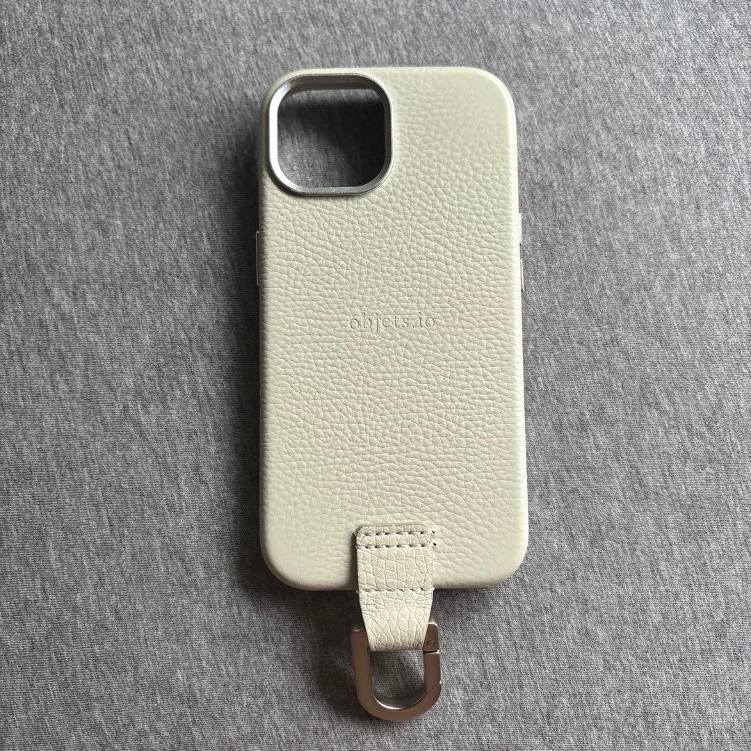 アイボリー レザー風 iPhoneケース ストラップ付き　iPhone15